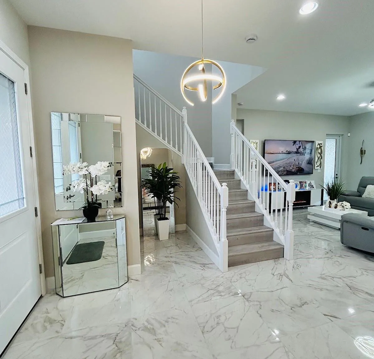 4 bed, 3.0 bath, 2165 sqft, $3,500 — Photo 4