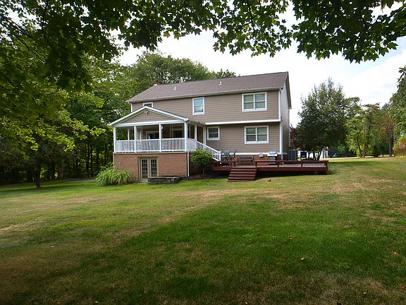 2nd image of 2811 Walter Court