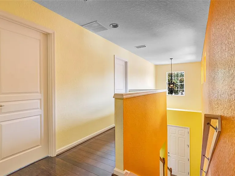 7325 Derexa Dr — Photo 15