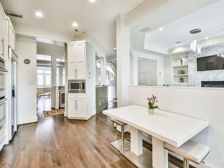 4736 Post Oak Timber Dr #5 — Photo 11