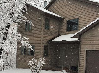 621 E High Point Ter, Peoria, IL 61614