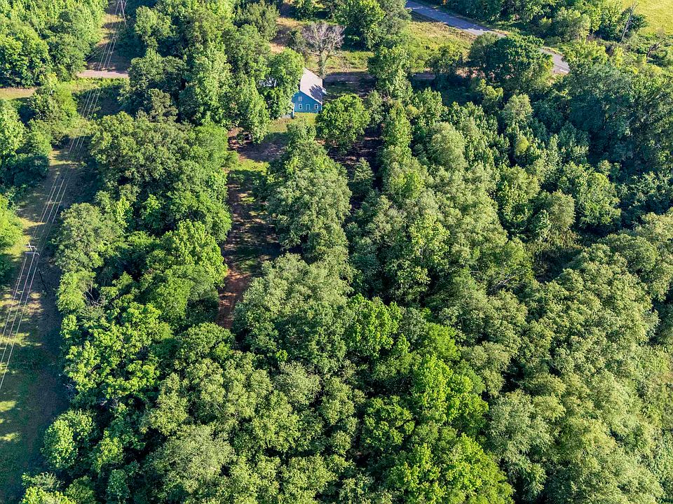 1st image of 2376 Panda Rd