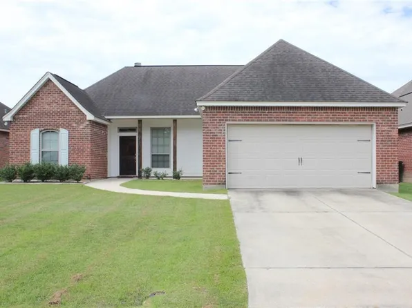 17295 Paddock Cir, Hammond, LA 70403