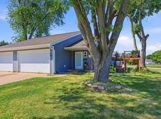 614 Reid St, De Pere, WI 54115