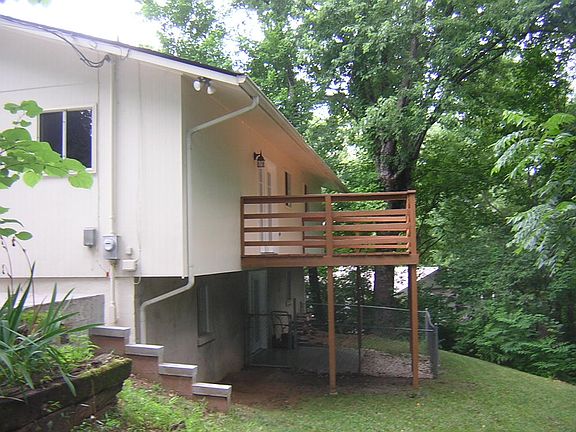 House overlooking Greenbelt
