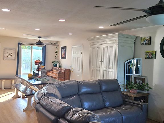 2nd image of 1053 S Killarney Dr