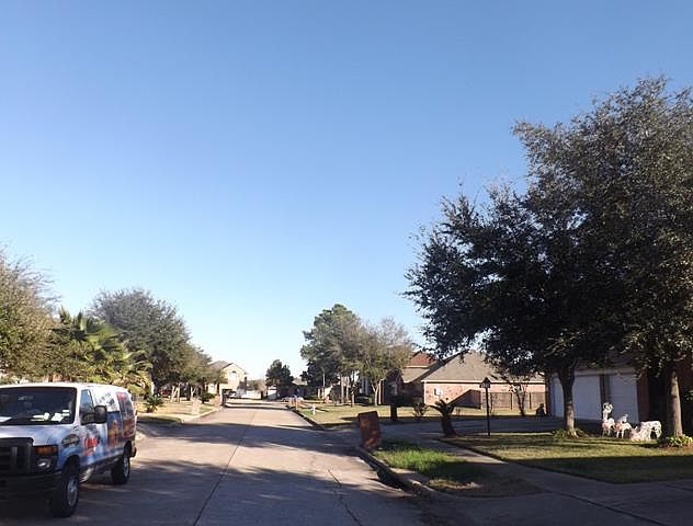 2nd image of 2203 Silver Leaf Dr