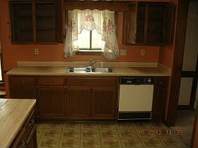4th image of 6891 Fox Hedge Dr