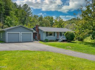 308 Lenox Rd, Richmond, MA 01254