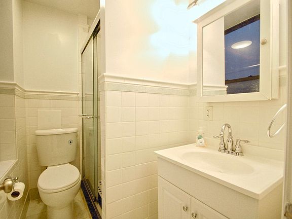 5th image of 612 W 144th St APT B2