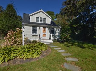 68 Oak St, Barnstable, MA 02630