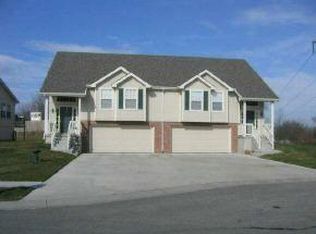 4018 Hawksbury Ct, Saint Joseph, MO 64506