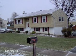14 Congress Dr, Washingtonville, NY