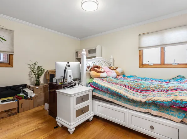 91-11 163rd Avenue image 8 of 15