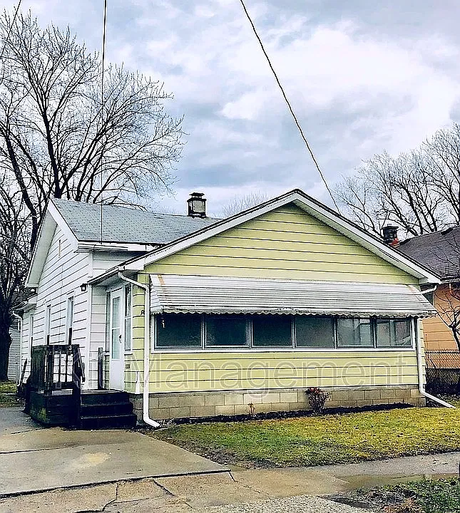 1033 Atlantic Ave