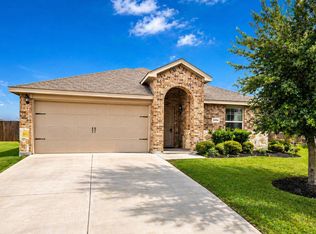 2492 Saldana Dr, Fate, TX 75189