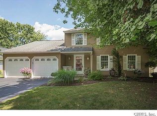 7510 Meadow Wood Dr, North Syracuse, NY 13212