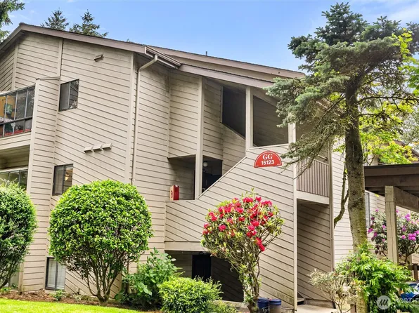 15123 Sunwood Boulevard #GG21, Tukwila, WA 98188