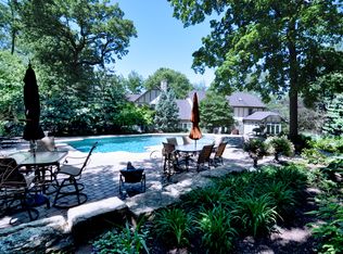 4N211 Woodland Trl W, Wayne, IL 60184