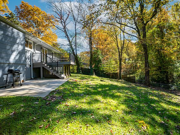 4th image of 710 Danbury Dr