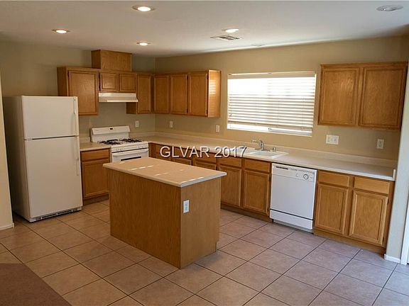 4th image of 11188 Sandrone Ave