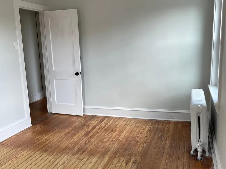 306 W Freedley St — Photo 17