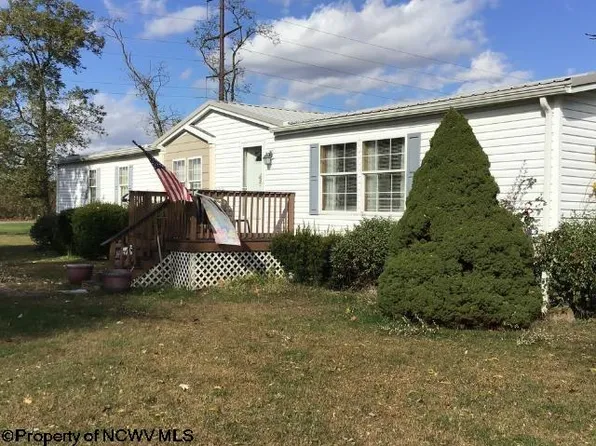3443 Stewartstown Rd, Morgantown, WV 26508