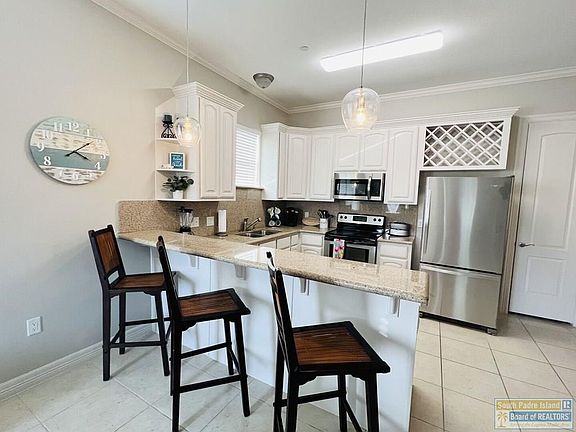 3rd image of 130 E Retama St #3