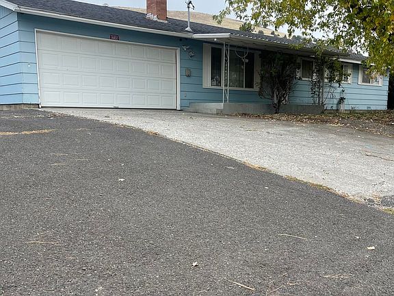 3rd image of 1735 Chinchalla Way