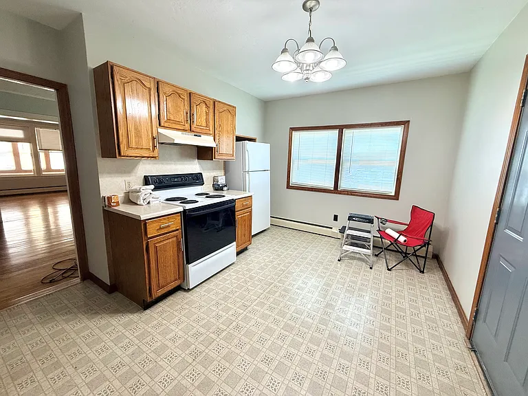 132 Coburn Ave #1 — Photo 1