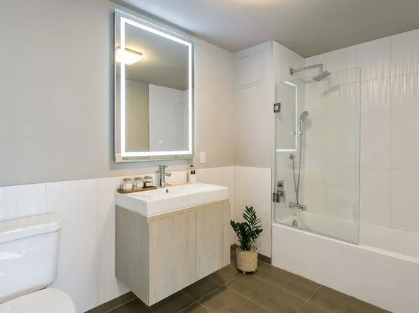 477 Broadway image 4 of 29