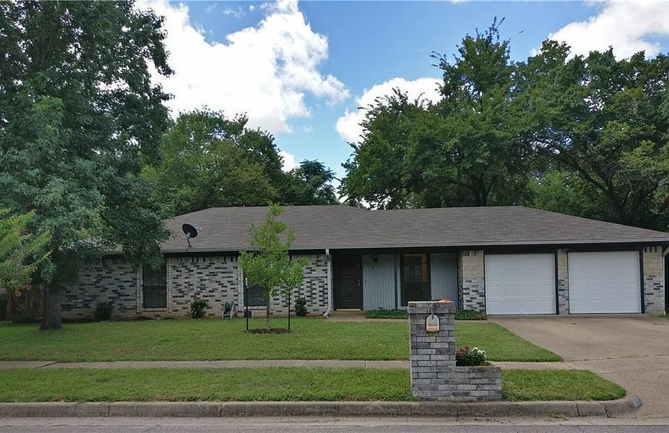 1st image of 4116 Brookmoor Dr