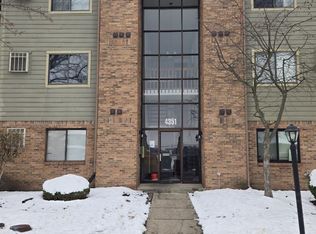 4351 Village Parkway Cir W, Indianapolis, IN