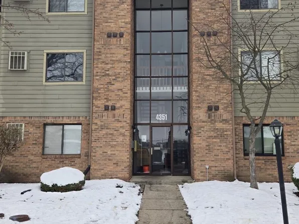4351 Village Parkway Cir W, Indianapolis, IN 46254