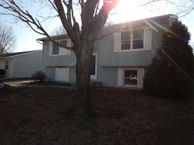 817 Cloverdale Ave, Waterloo, IA, 50703