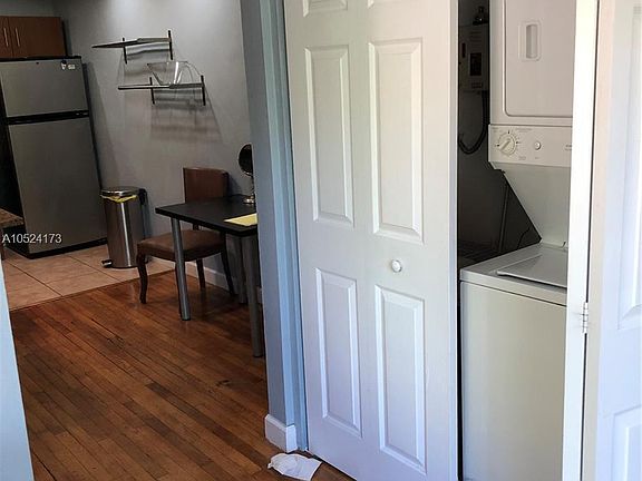 2nd image of 223 Calabria Ave APT 1