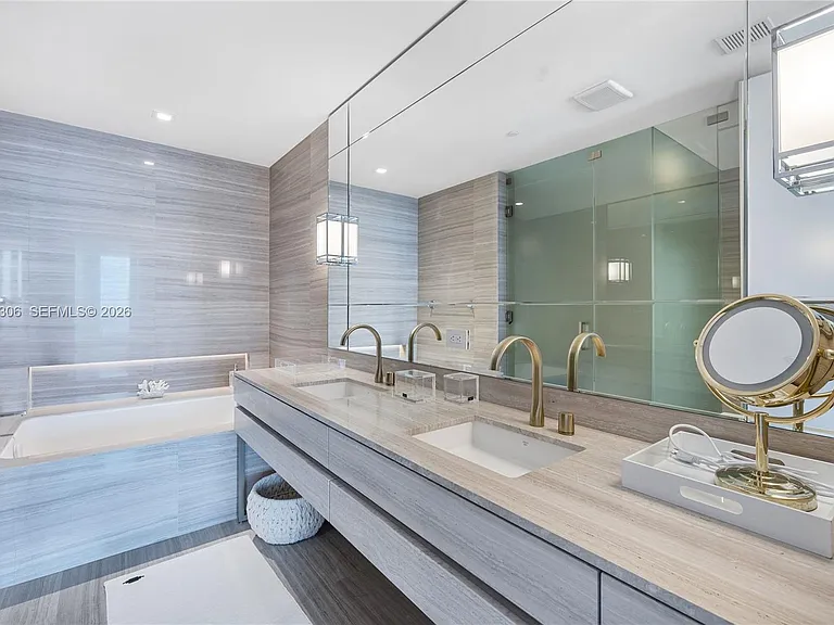 18975 E Collins Ave #3802 — Photo 23