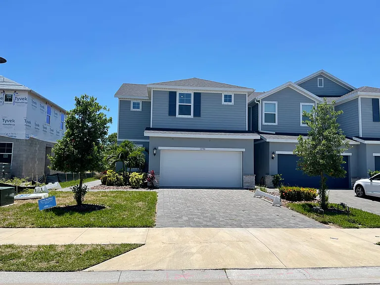 1790 Woodleaf Hammock Ct — Photo 1