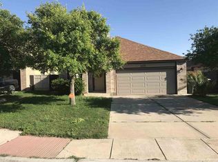 605 Cuervo Dr, Laredo, TX 78045