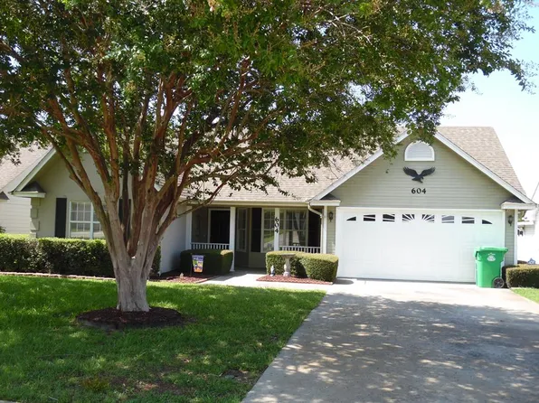 604 Justin Dr, Valdosta, GA 31602