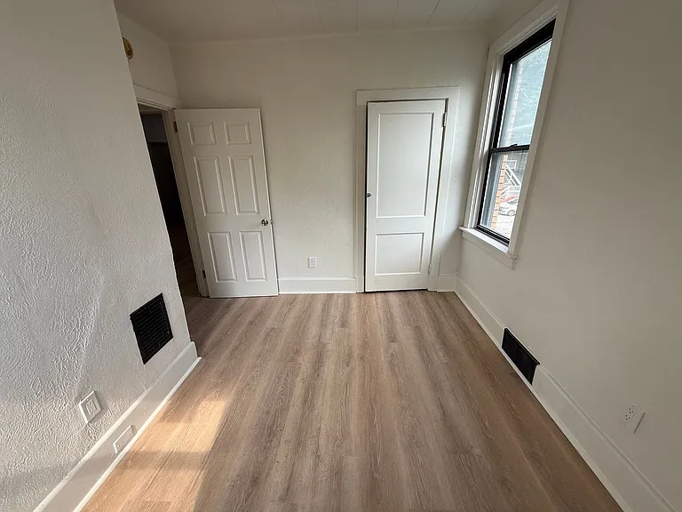 74 Pasadena Street — Photo 25