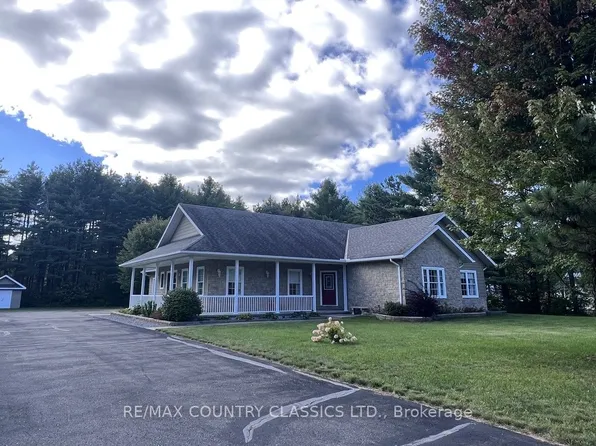 18 Wilson Ln, Hastings Highlands, ON K0L 1C0