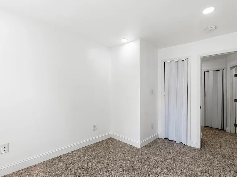 1415 Ridley Ave — Photo 19
