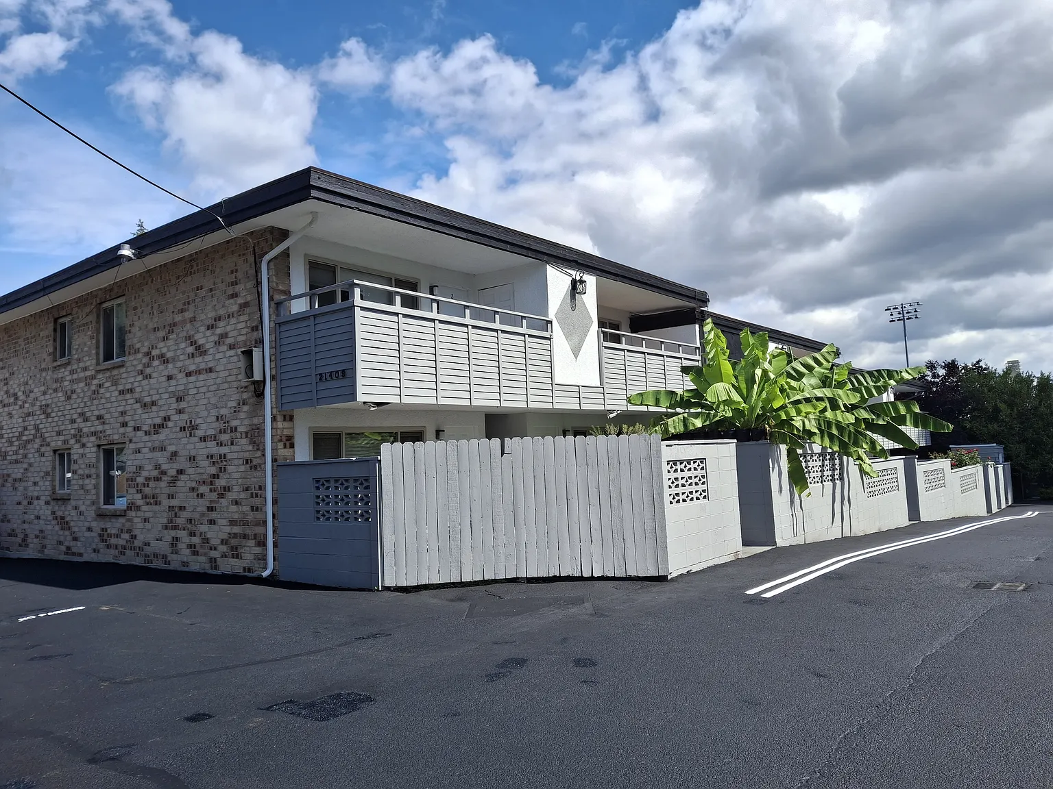2 bed, 800 sqft, $1,580 — Photo 1