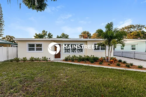 723 Sunset Dr Photo 1