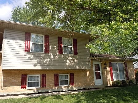 2nd image of 5921 Kingsmont Dr
