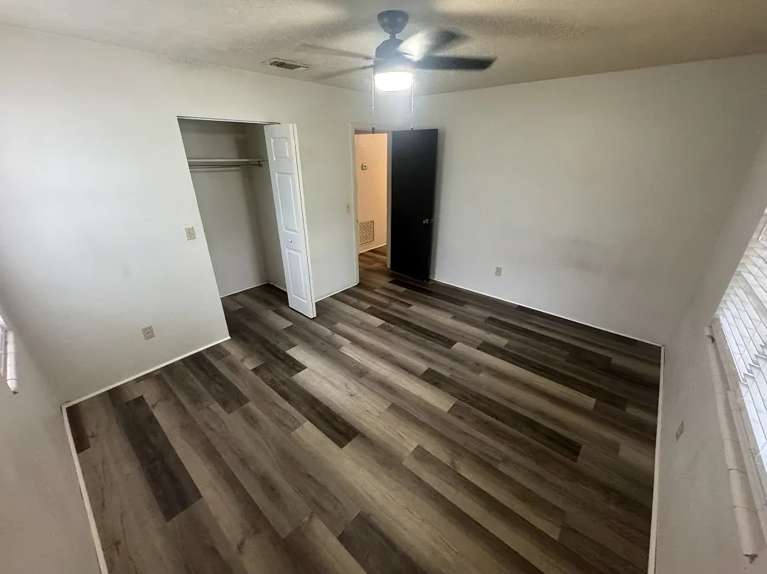 1538 Patrick Ave — Photo 4