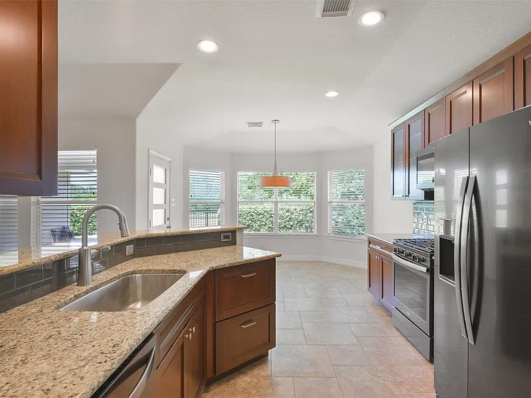 3720 Magnolia Rdg — Photo 9