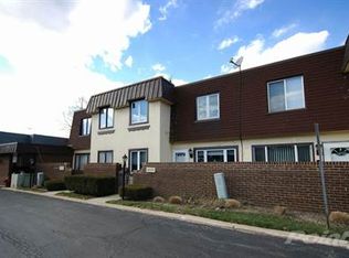 4028 W Trafalgar Ln, Oak Lawn, IL 60453