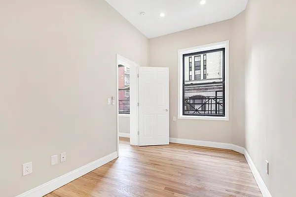 Rented by Cooper & Cooper Real Estate | media 19